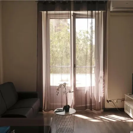 Bwr - Two-room Near Navigli Area, Foppa Apartment *